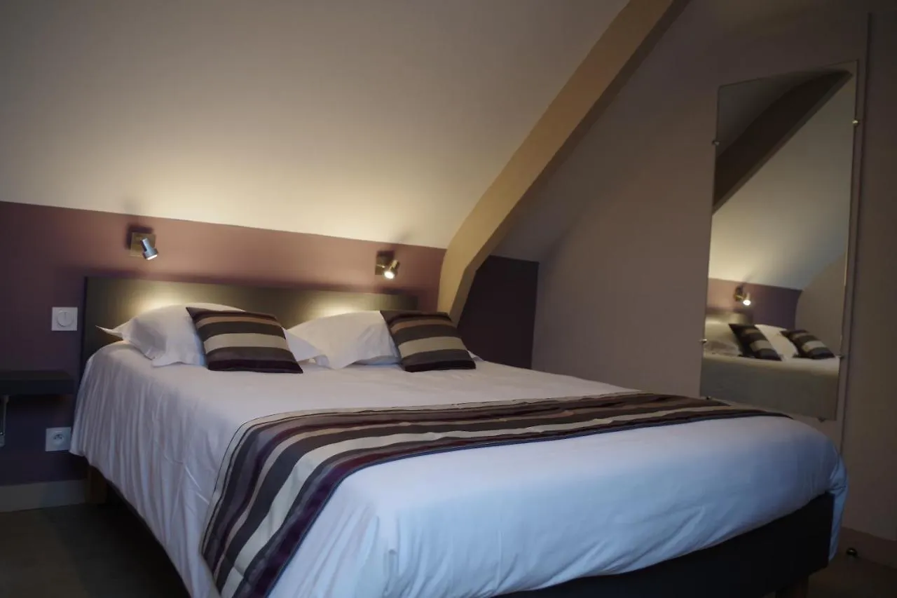 Hotel Le Cadoudal à Auray 2*,  France
