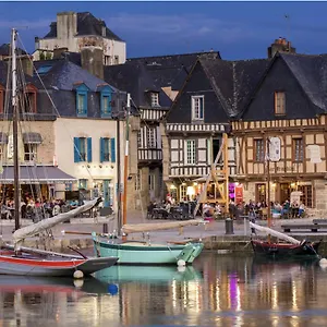 Apartment Coup De Coeur Sur Le Port De St Goustan, Tres Bel Avec Terrasse, Auray