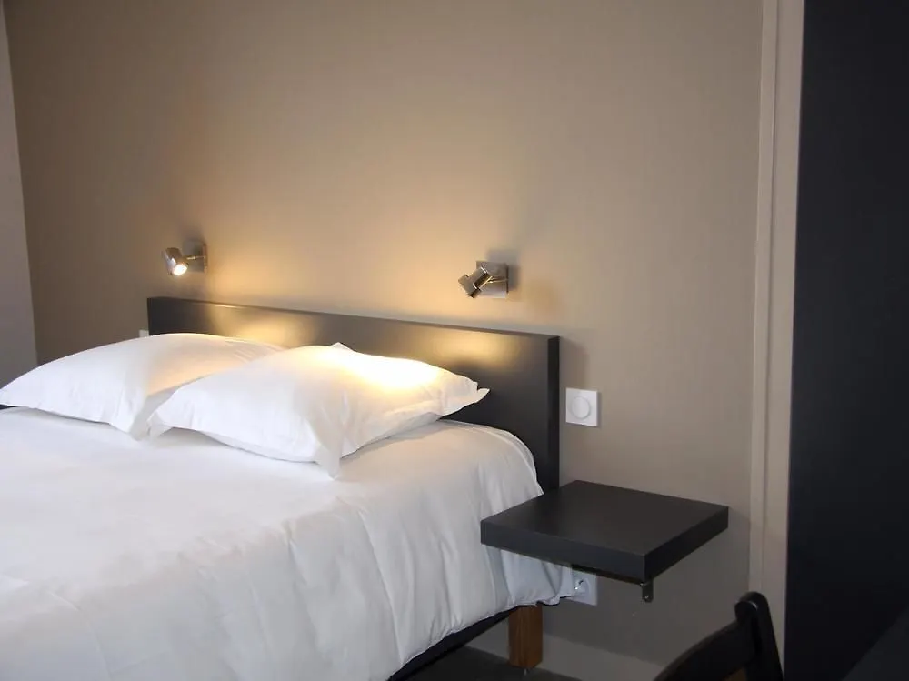 **  Hotel Le Cadoudal Auray Francia
