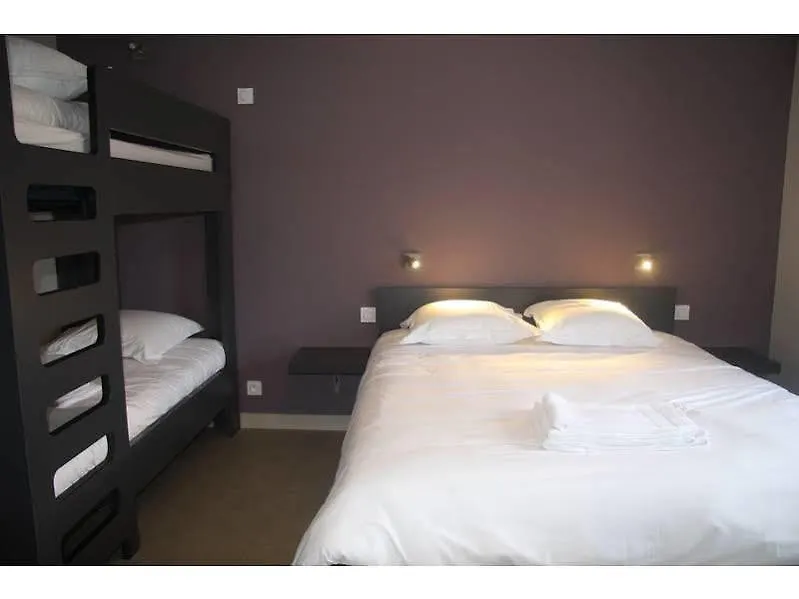 Hotel Le Cadoudal Auray 2*,